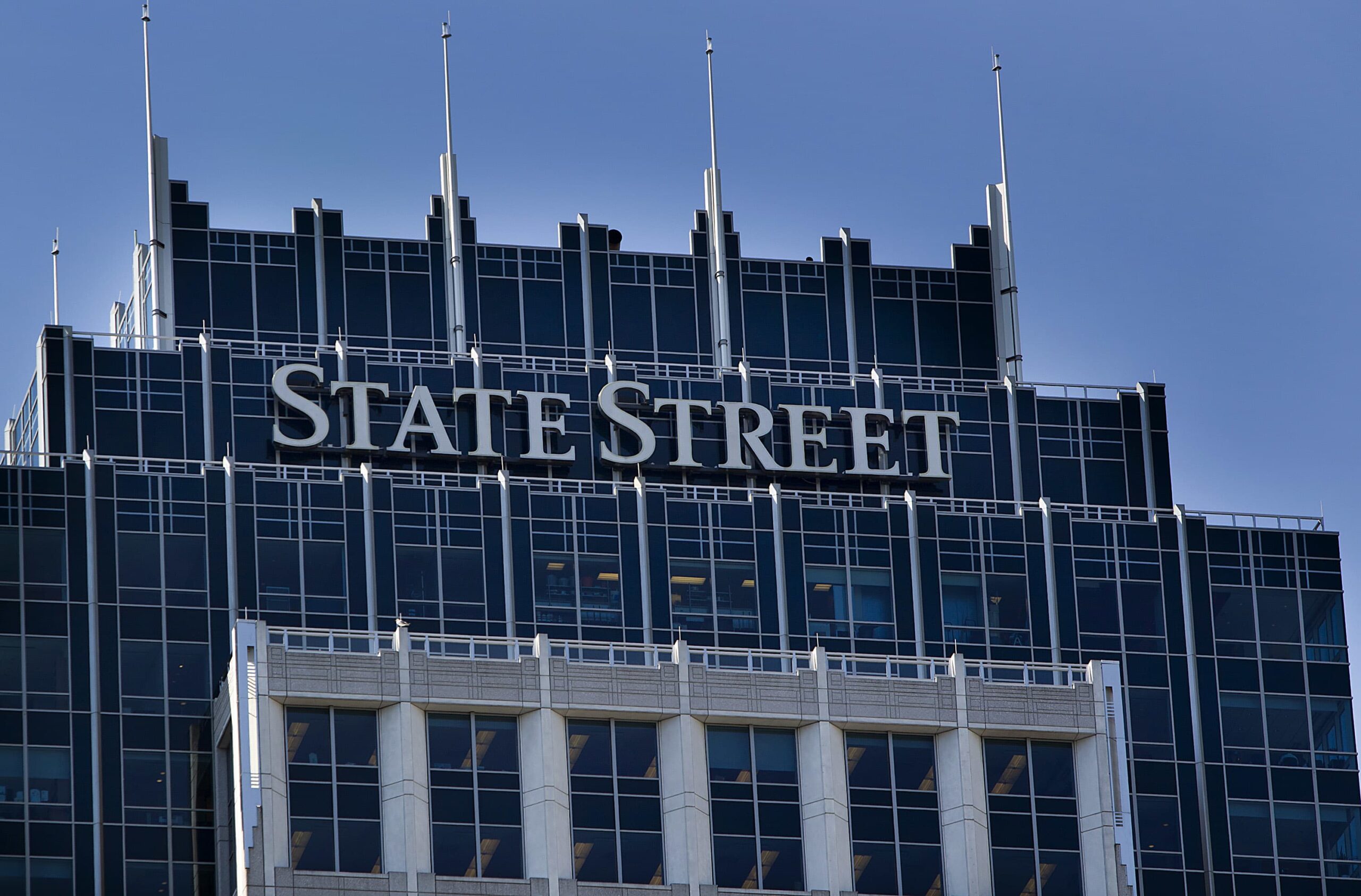 State Street Off Campus Drive | For Associate 1 | Apply now !