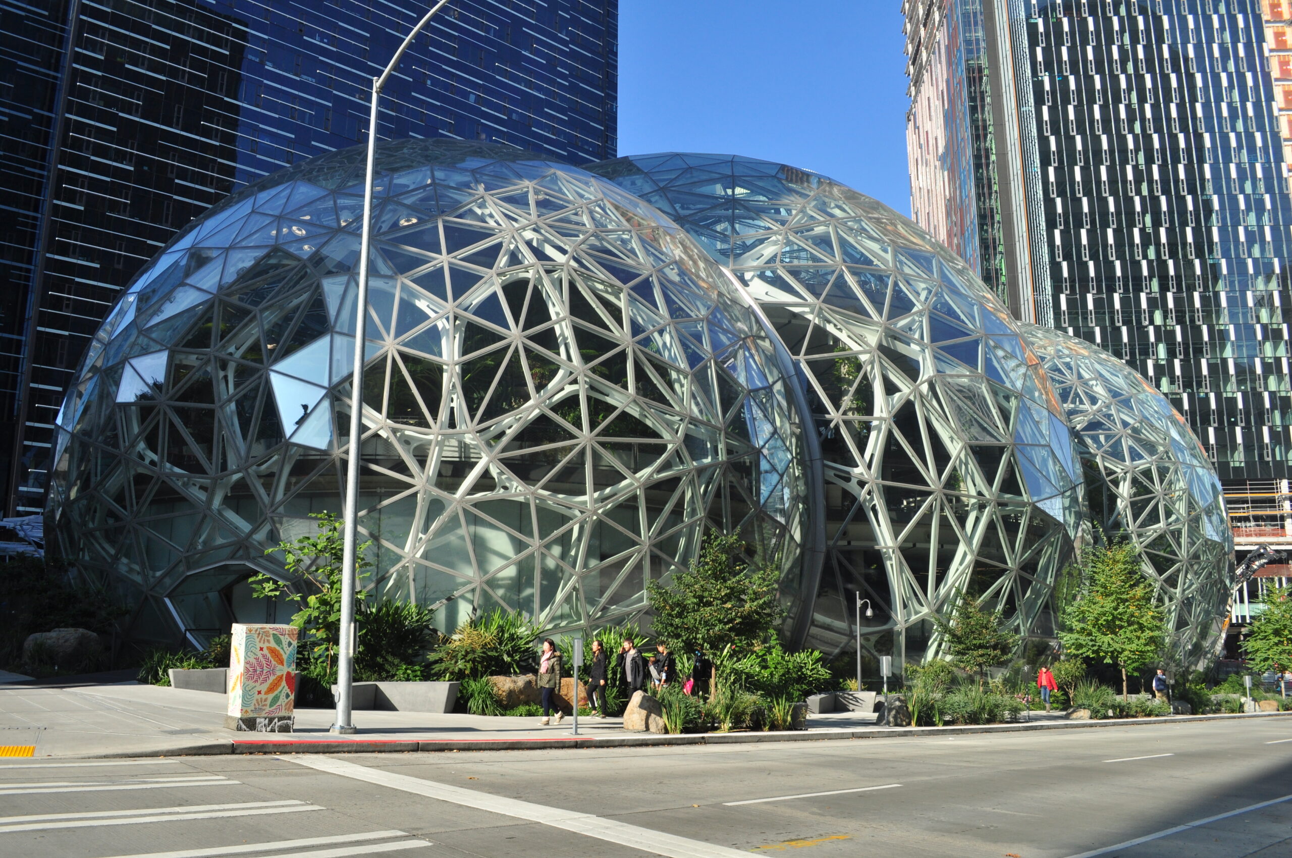 Amazon Recruitment Campus Drive 2022 | For Associate Quality Services | Apply here!