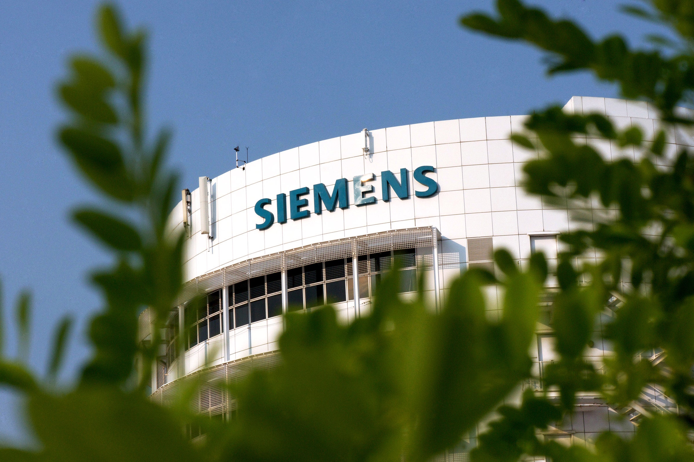 Siemens Recruitment 2023 |Graduate Trainee Engineer | Apply here!